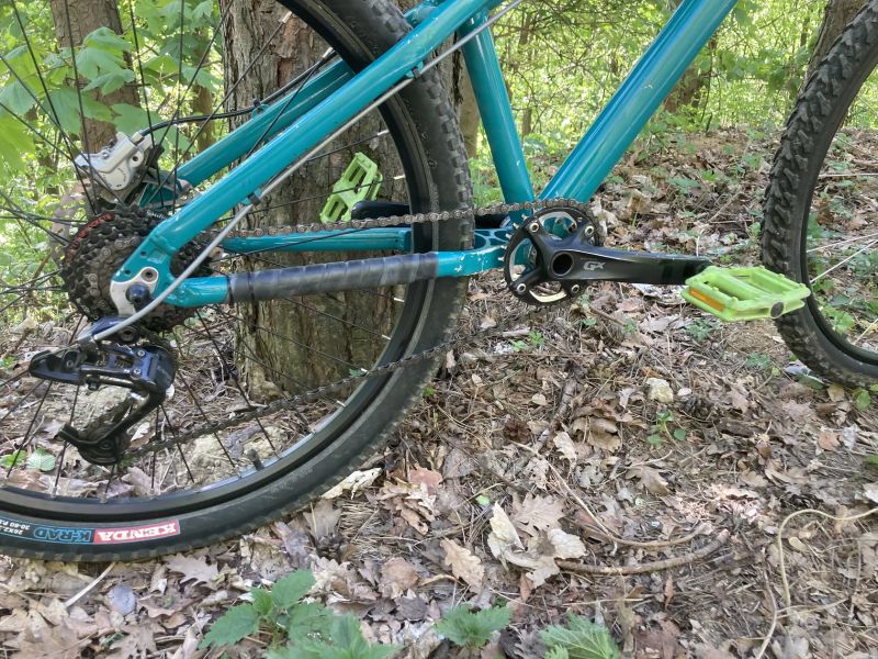 Mongoose Fireball dirt 26´´