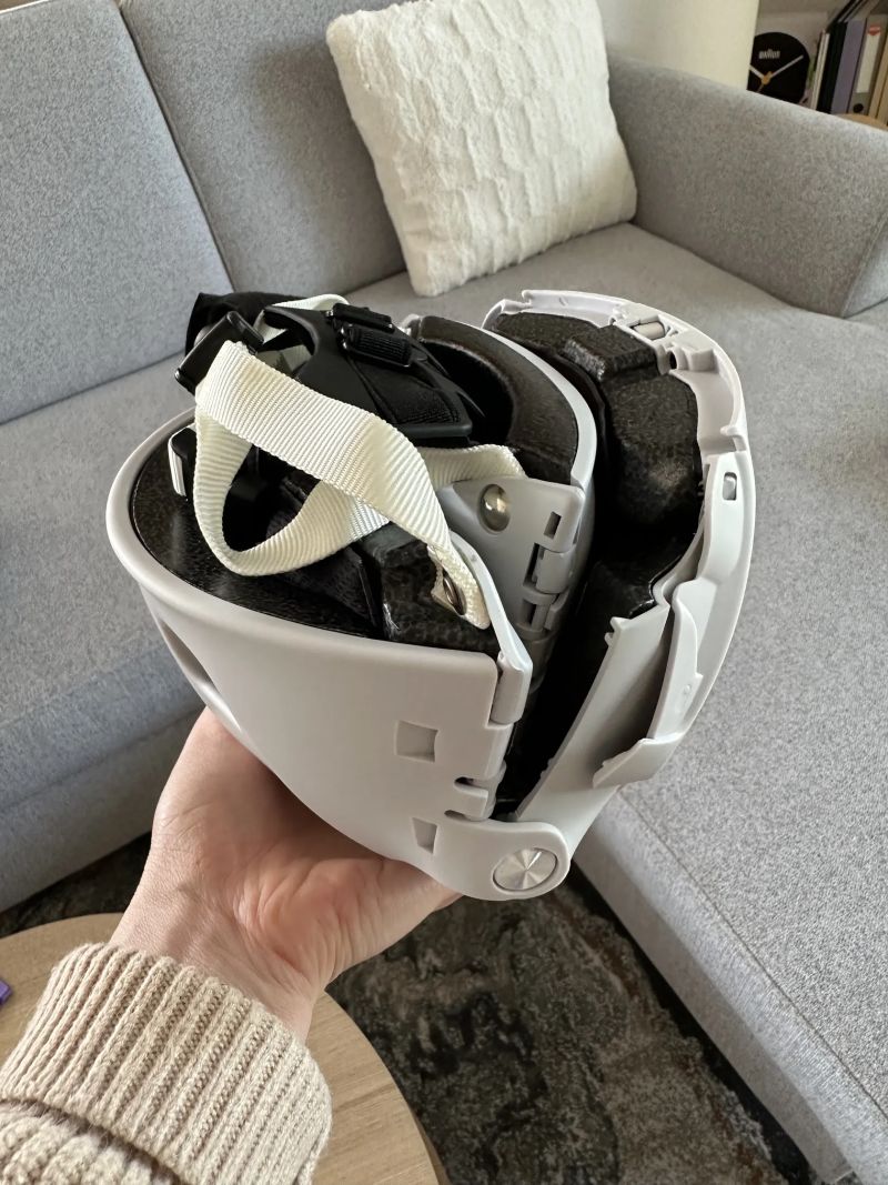 Skládací helma Overade Plixi Fit, bílá