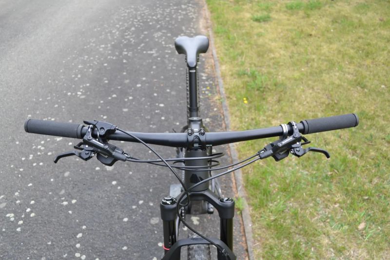 Canyon Exceed CF SL (M) Top stav