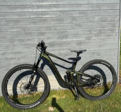 Giant Trance 1