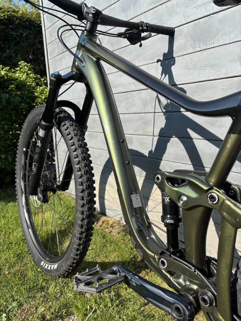 Giant Trance 1