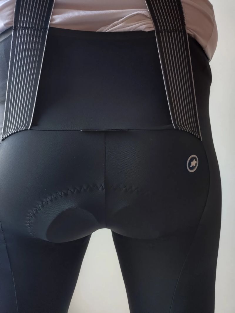 ASSOS kraťasy 