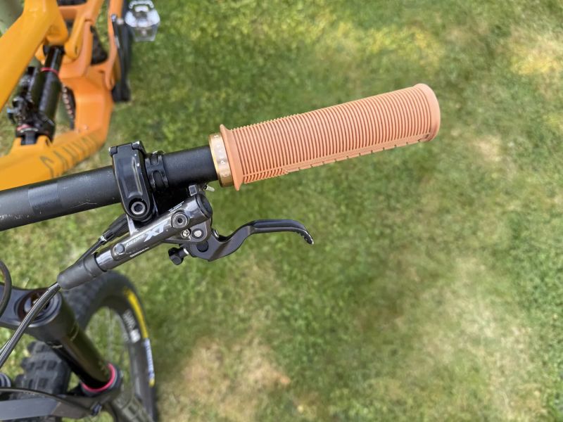 Canyon Torque CF9