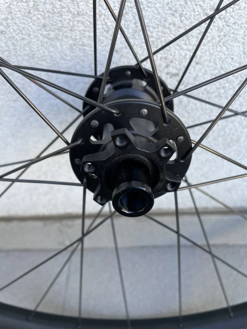 MTB zapletená kola Specialized