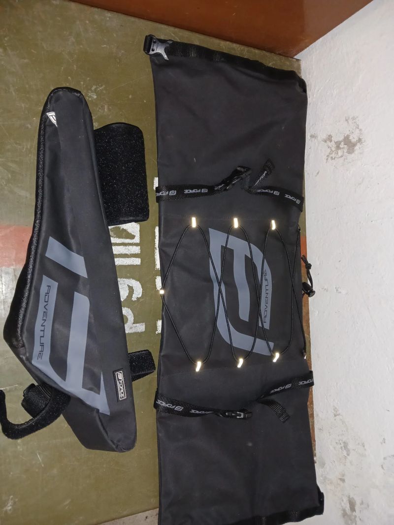 Prodám 2x brašny na bikepacking Force Adventure