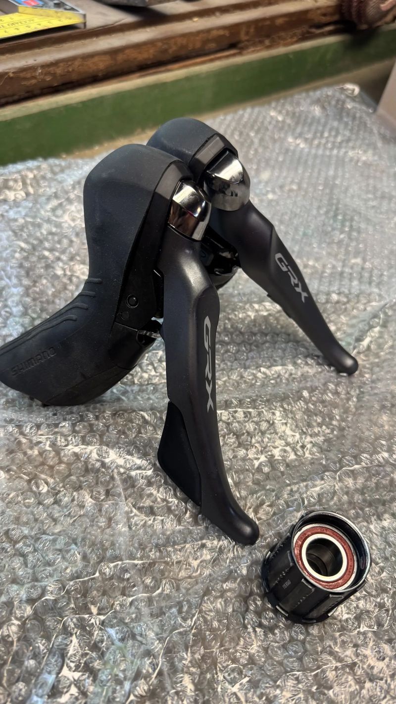 Gravelová sada Shimano GRX RX810, 2x11