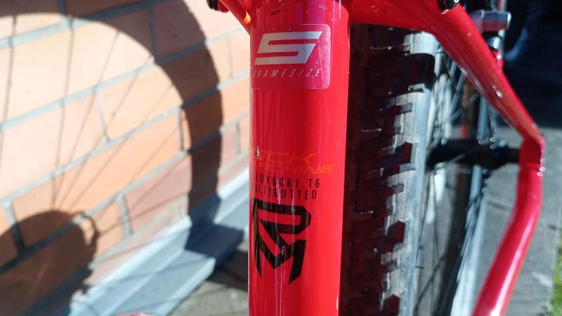 Rock Machine Thunder 27, 5 vel.S 135-160cm