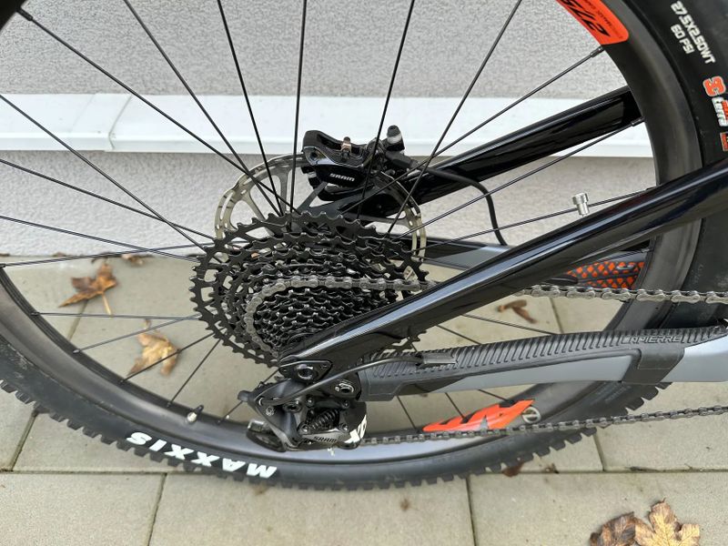 Lapierre eZESTY AM LTD Ultimate, najeto jen 750 km ! Vel. XL 