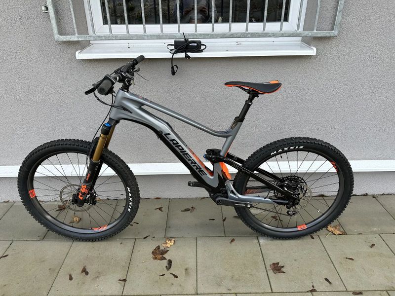 Lapierre eZESTY AM LTD Ultimate, najeto jen 750 km ! Vel. XL 