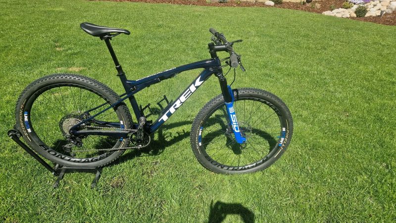 Trek Supercaliber 9.8 XT, Project One, gen.1, vel.L