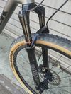 Trek Procaliber 9.8 SL, karbonová kola Bontrager 