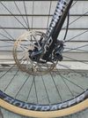 Trek Procaliber 9.8 SL, karbonová kola Bontrager 