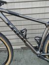 Trek Procaliber 9.8 SL, karbonová kola Bontrager 