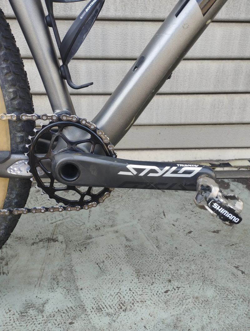 Trek Procaliber 9.8 SL, karbonová kola Bontrager 