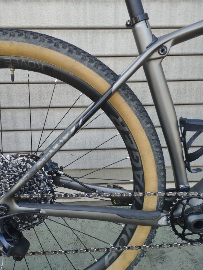 Trek Procaliber 9.8 SL, karbonová kola Bontrager 