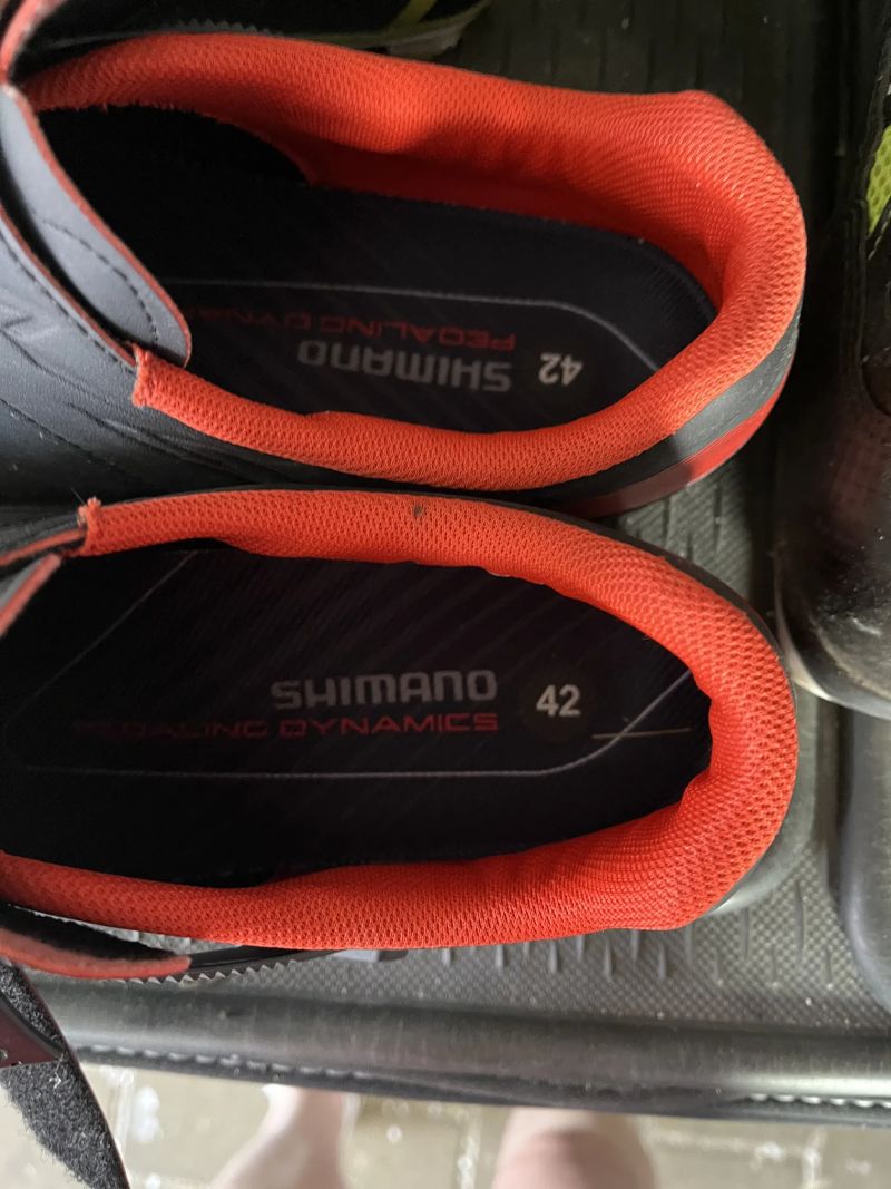 Shimano tretry