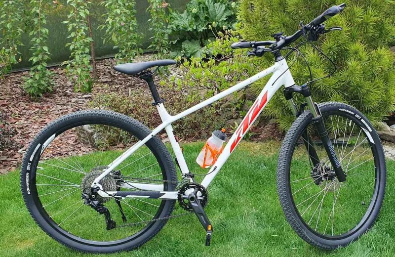 KTM ULTRA Flite 29´ velikost rámu L