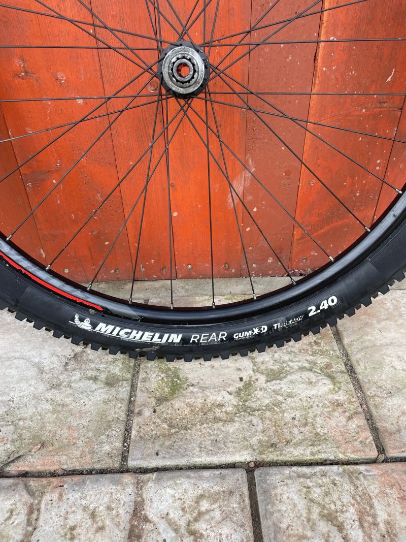 Zapletená kola Syncros X25 29" + pláště Michelin Wild Enduro