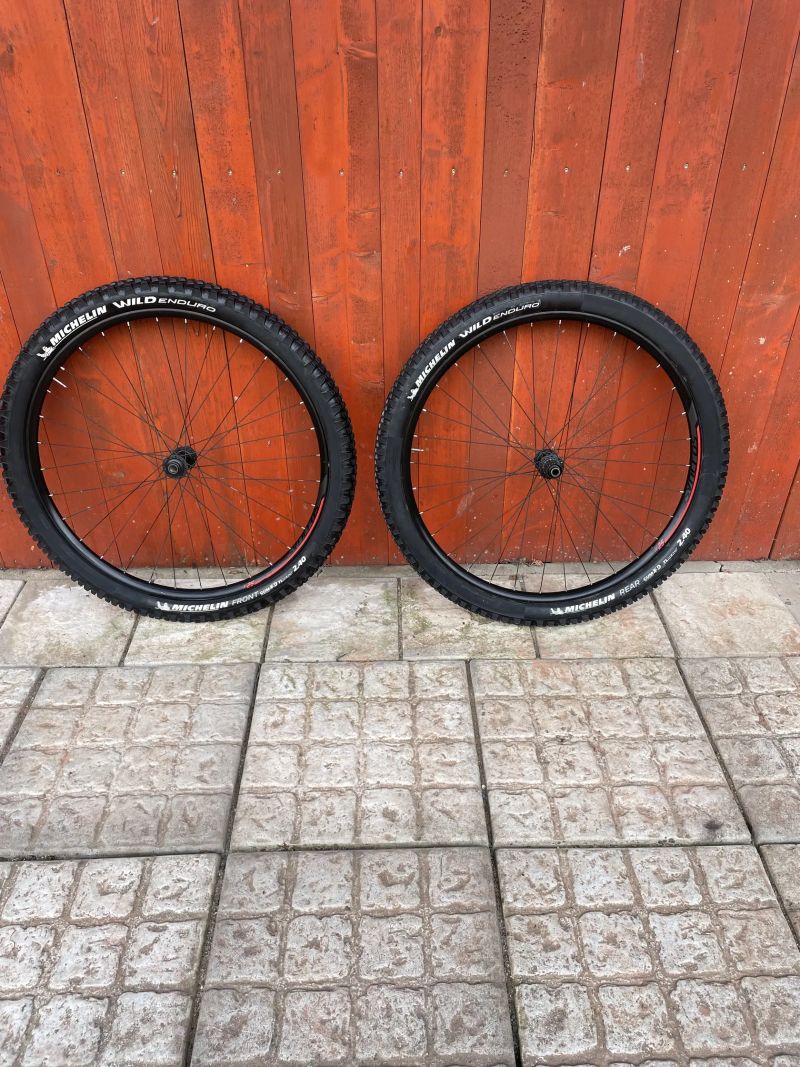 Zapletená kola Syncros X25 29" + pláště Michelin Wild Enduro