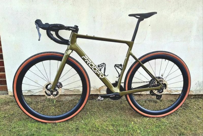 Proofy Gunny karbonový gravel, nové karb. záplety 45mm