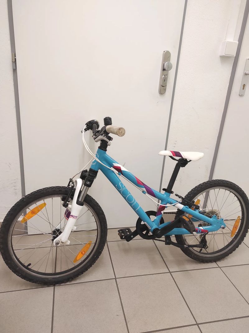 Dětské kolo Scott Contessa 20