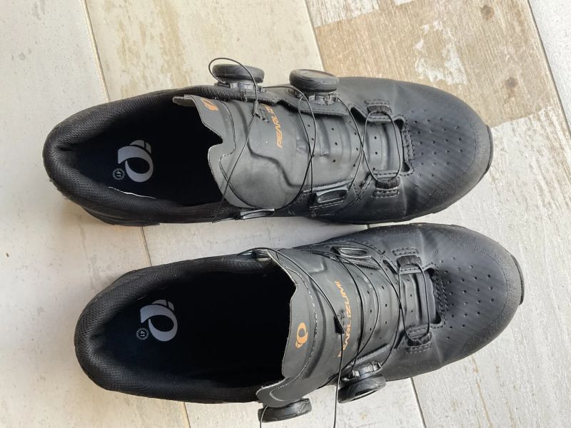 MTB tretry Pearl Izumi X-alp Elevate