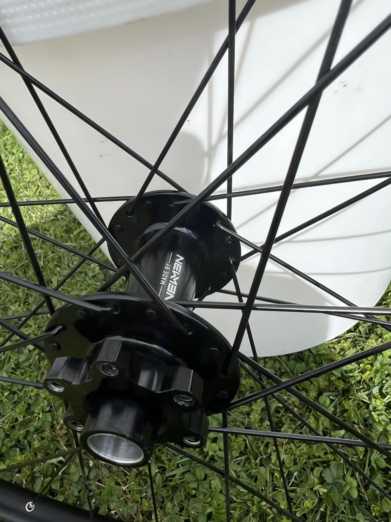 Prodám Newmen 29er boost 110/15 148/12
