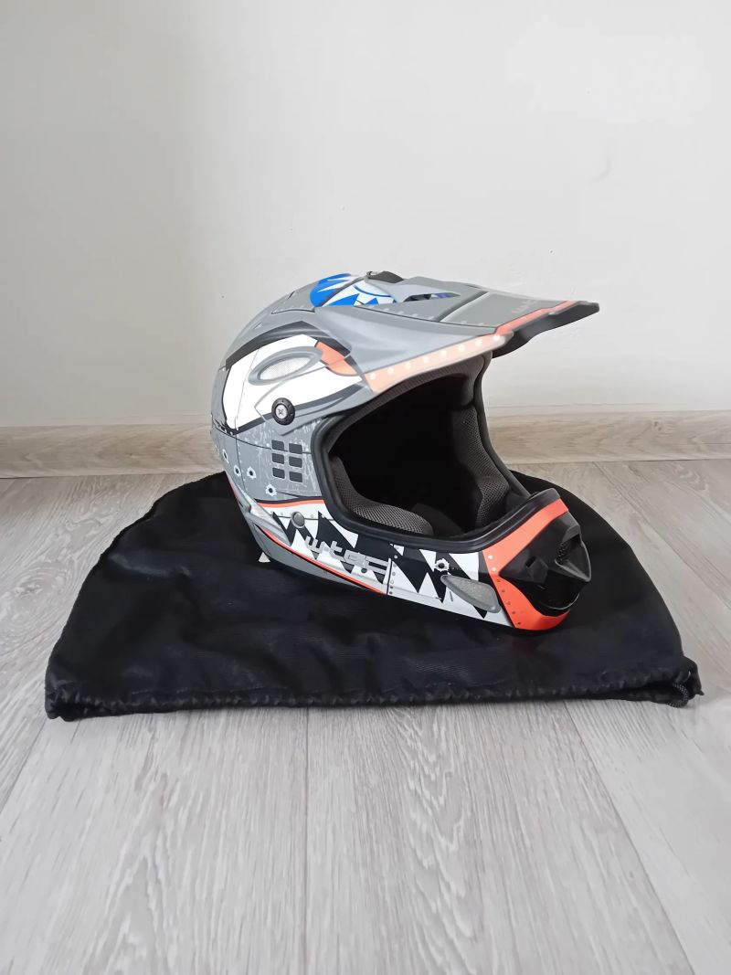  Integrální helma od W-TEC (M)