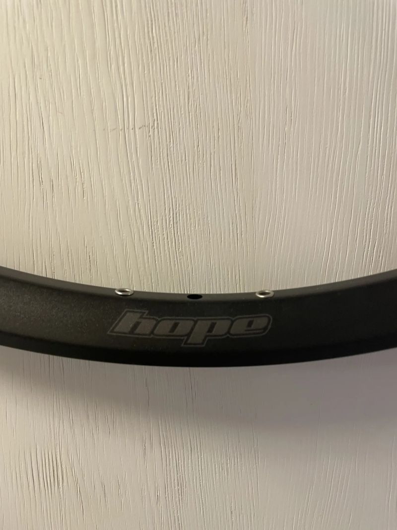 Prodám nový HOPE ráfky FORTUS 30/29" -32děr