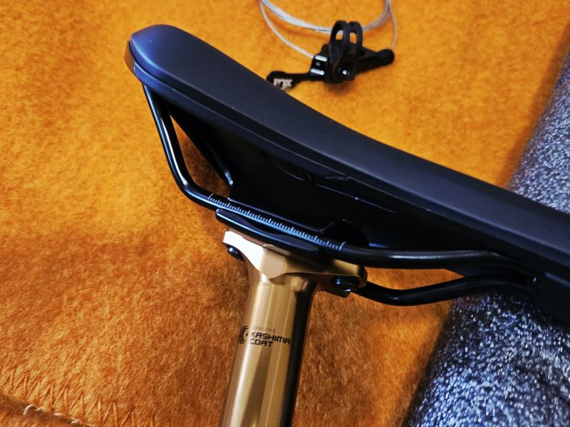 Novinka 2026 Fox Transfer Factory Kashima 180mm / 31,6mm