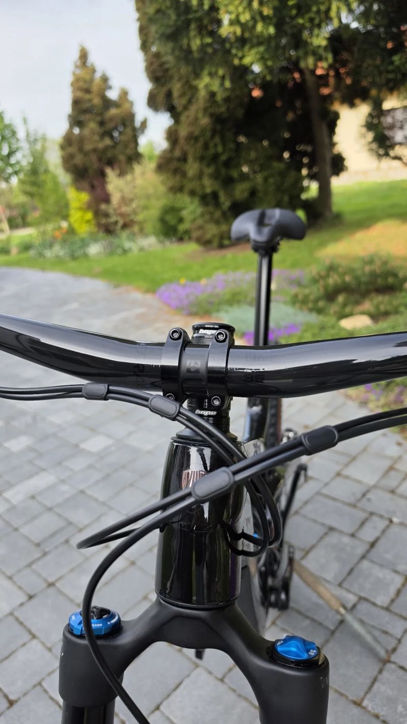 Trek Fuel Ex 9,9 gen 6 Full Karbon Najeto 0 km. NOVÉ- PŘESTAVĚNO NA SJEZDOVOU MAŠINU V MULETU
