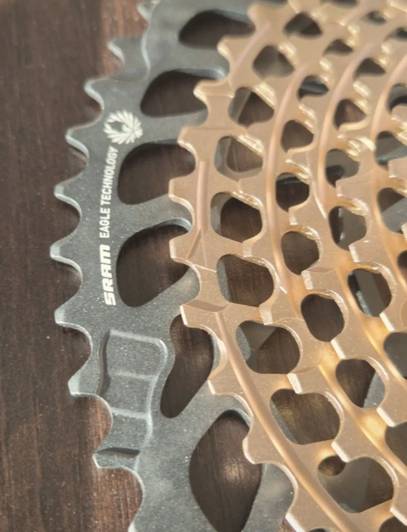SRAM XG-1299 Eagle - 10-52 zubů - Copper