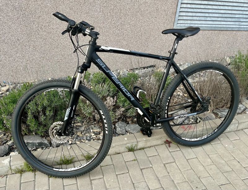 Superior XC 749