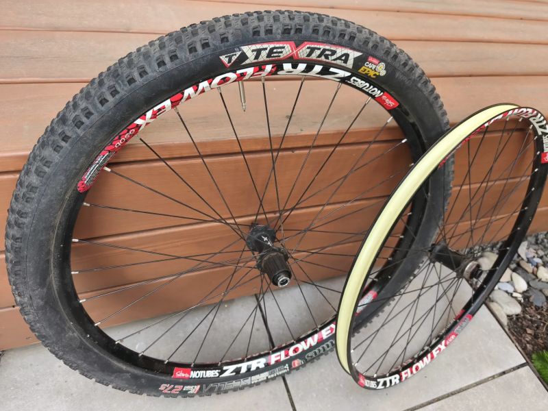 ZTR Flow EX 27.5", Shimano XT 15x100/12x142