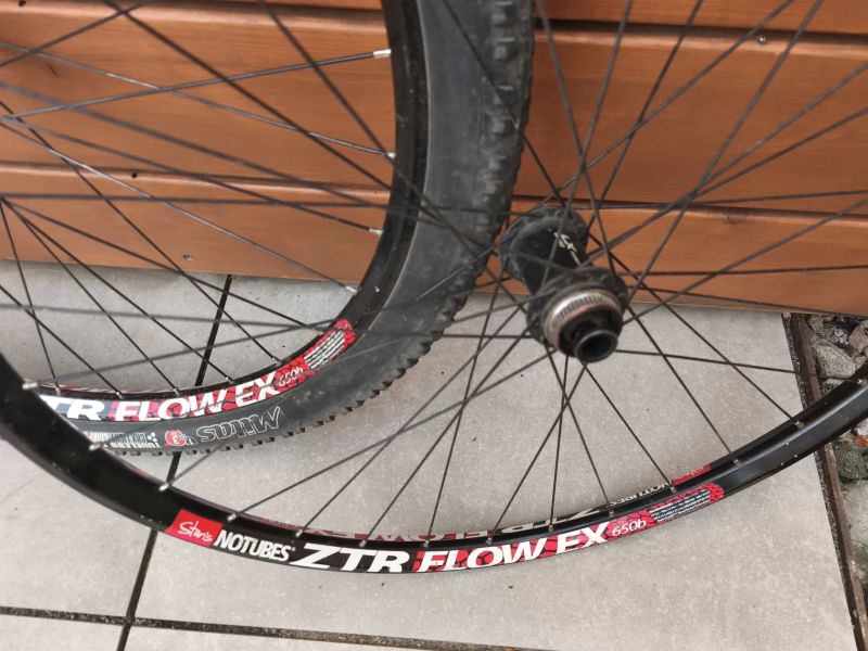 ZTR Flow EX 27.5", Shimano XT 15x100/12x142