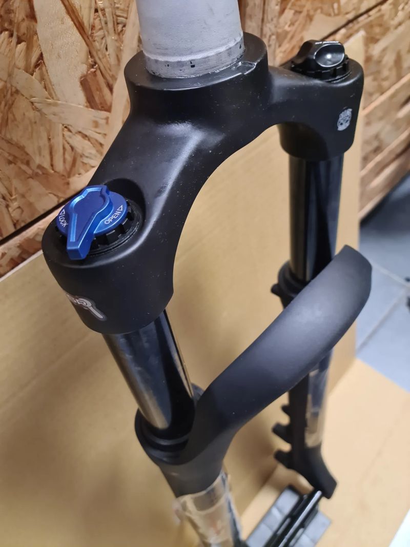 SR Suntour X1 32 Air 29" LOR 100 mm