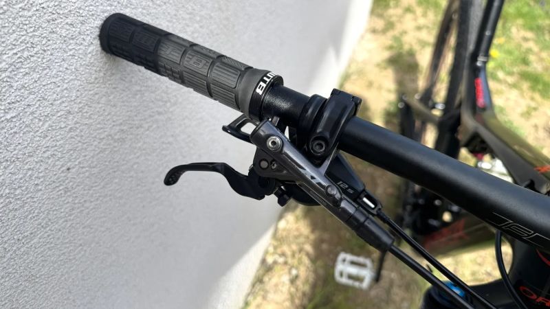 ORBEA OIZ H30 – FOX, DEORE XT, PEVNÉ OSY, BOOST, Doklady 