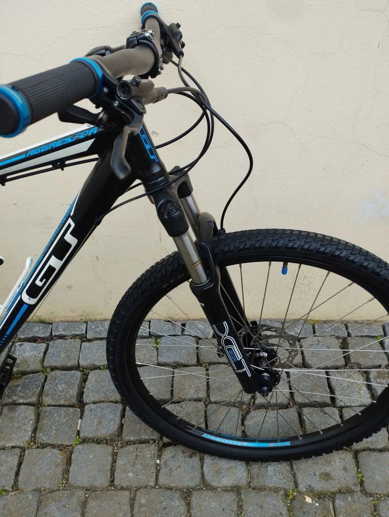 horské kolo GT Agressor 1.0, rám 17", po servisu, pro výšku 160-175cm, jako nové