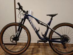 Canyon Lux CF
