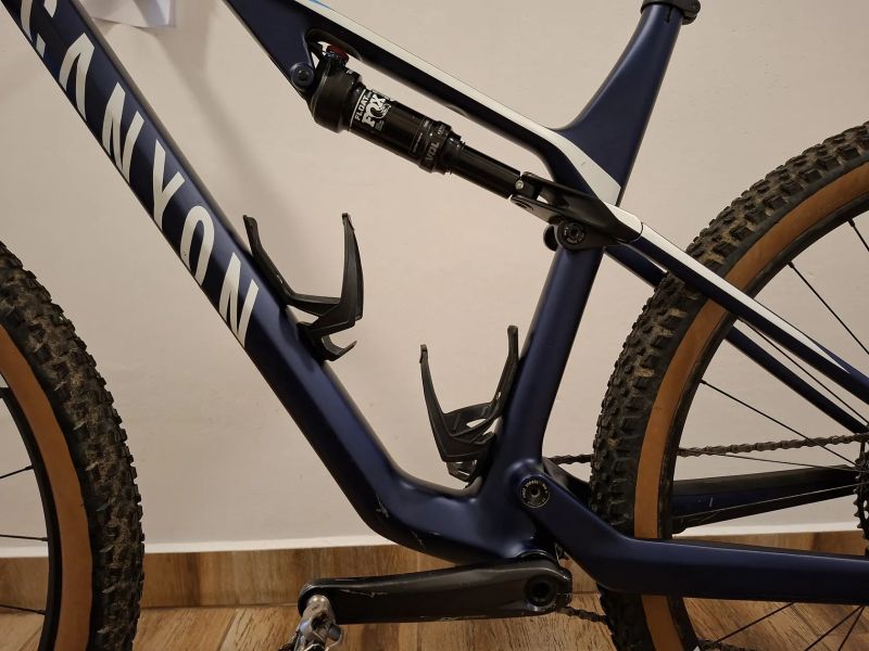 Canyon Lux CF