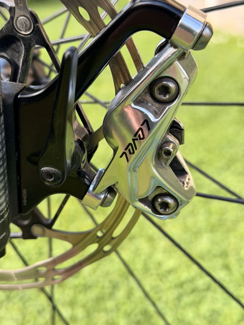 Carbon / Lefty – TOP XC stavba, SRAM XX AXS, Reserve 28, Extralite