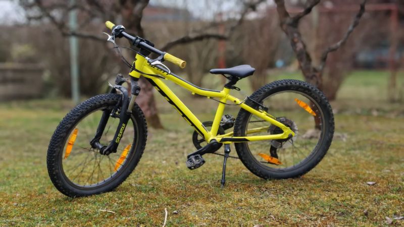 Scott Scale 20 yellow