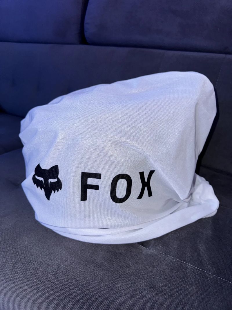 Prodám zánovní helmu FOX