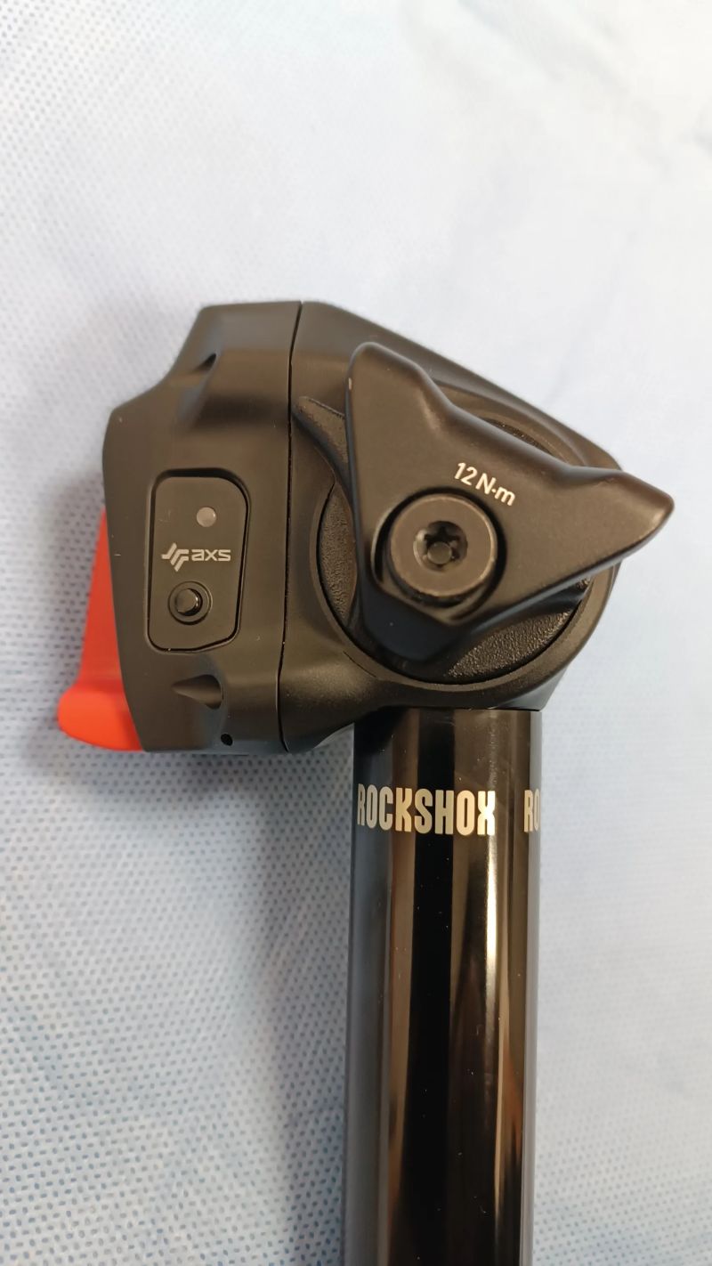 NOVÁ bezdrátová sedlovka RockShox Reverb AXS 31.6 / 150mm – FULL SET