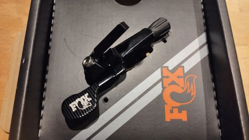 Fox Transfer SL Factory - Kashima Coat