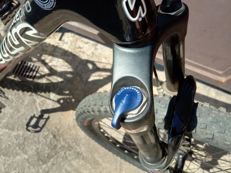 Karbonový Kellys Mobster 21,5" (XL) – Shimano XT