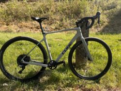 Cube Nuroad c62 pro velikost M