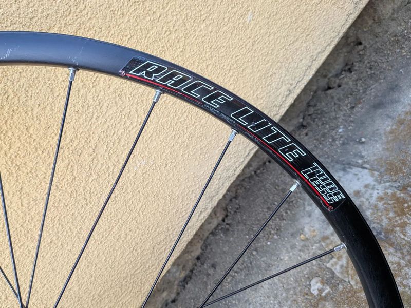přední kolo Bontrager Race Lite 26"