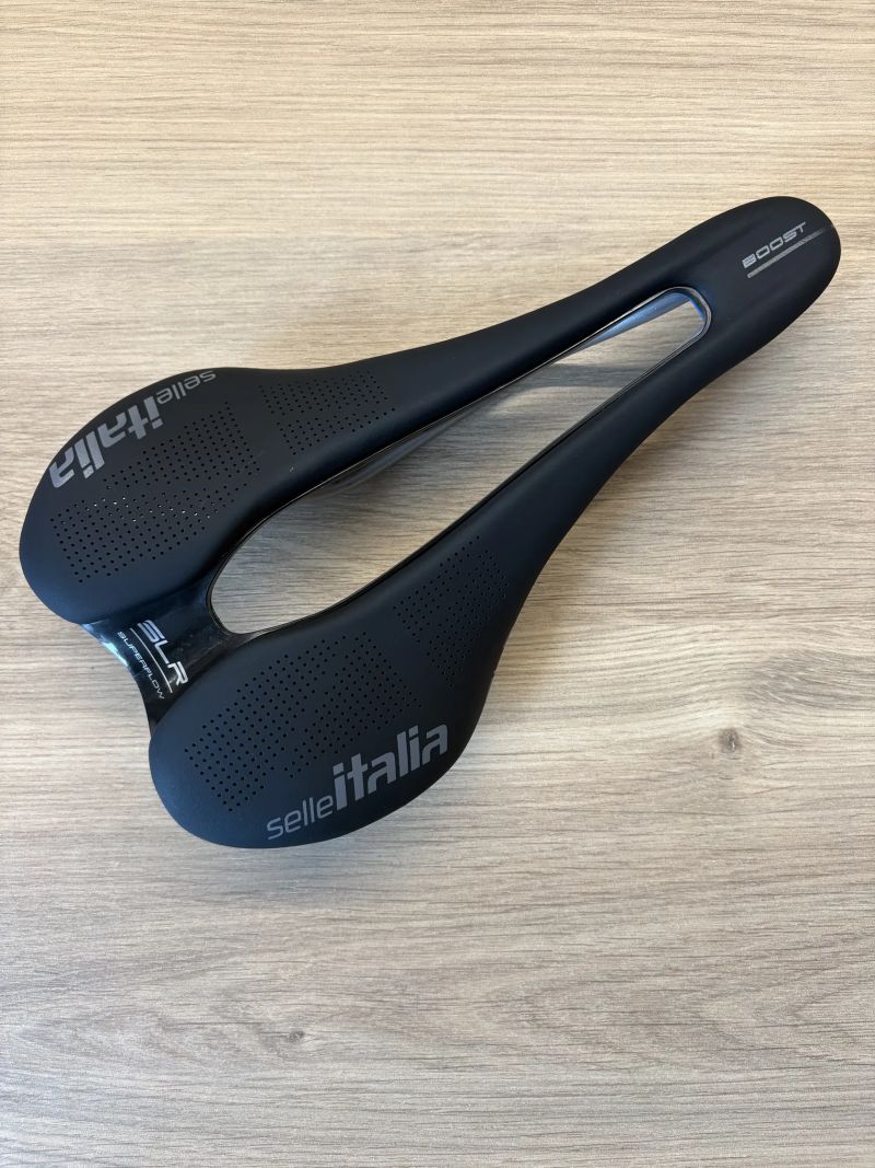 nové sedlo - Selle Italie SLR Boost Superflow TI 316 - černé 164g