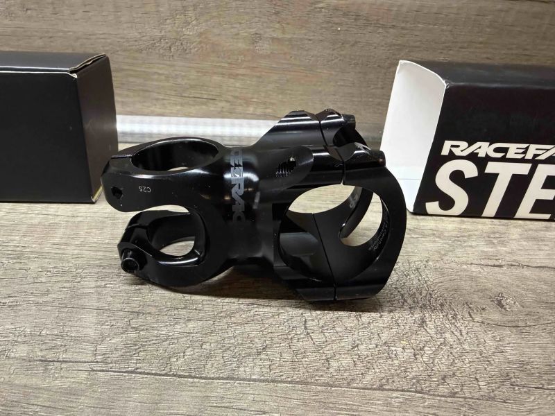 Představec Race Face Turbine - R 50x35mm